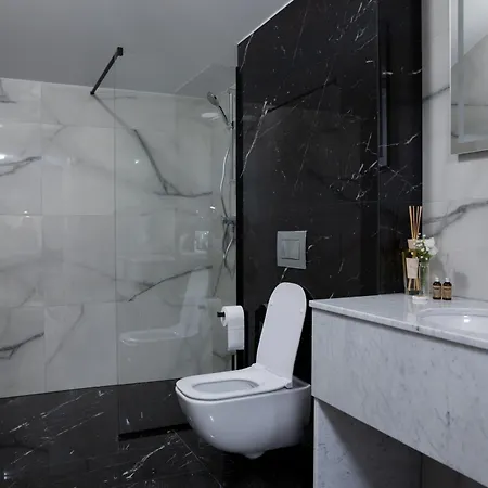 Hotel Wisteria Laskowiec (Ostroleka)