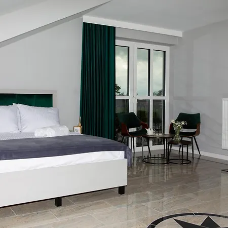 Hotel Wisteria Laskowiec (Ostroleka)