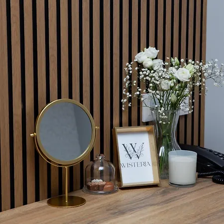 Wisteria Hotel Laskowiec (Ostroleka)