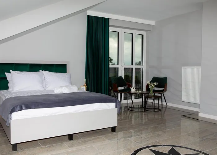 Hotel Wisteria Laskowiec (Ostroleka)